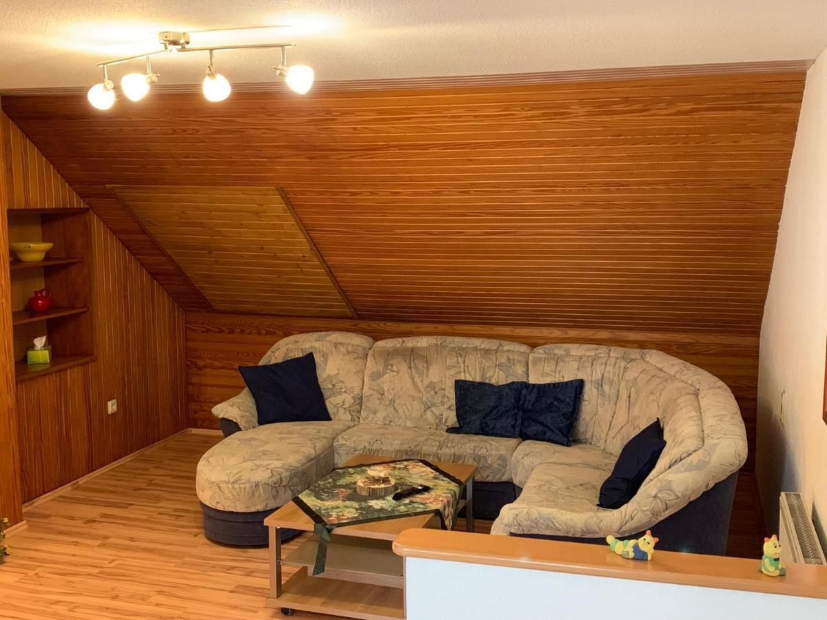Zum Bergschloesschen Appartement Gilserberg Buitenkant foto