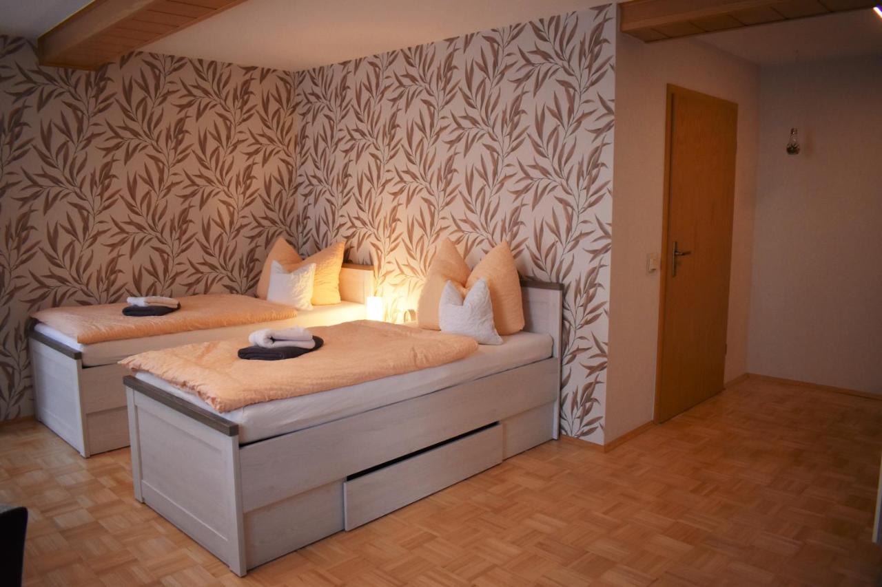 Zum Bergschloesschen Appartement Gilserberg Buitenkant foto