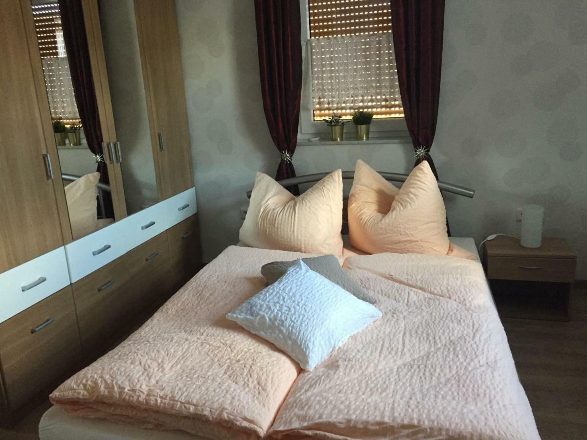 Zum Bergschloesschen Appartement Gilserberg Buitenkant foto